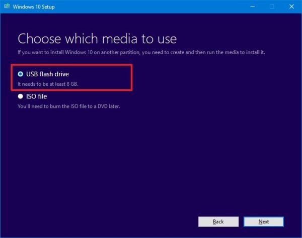 how to clear a usb drive on windows 10